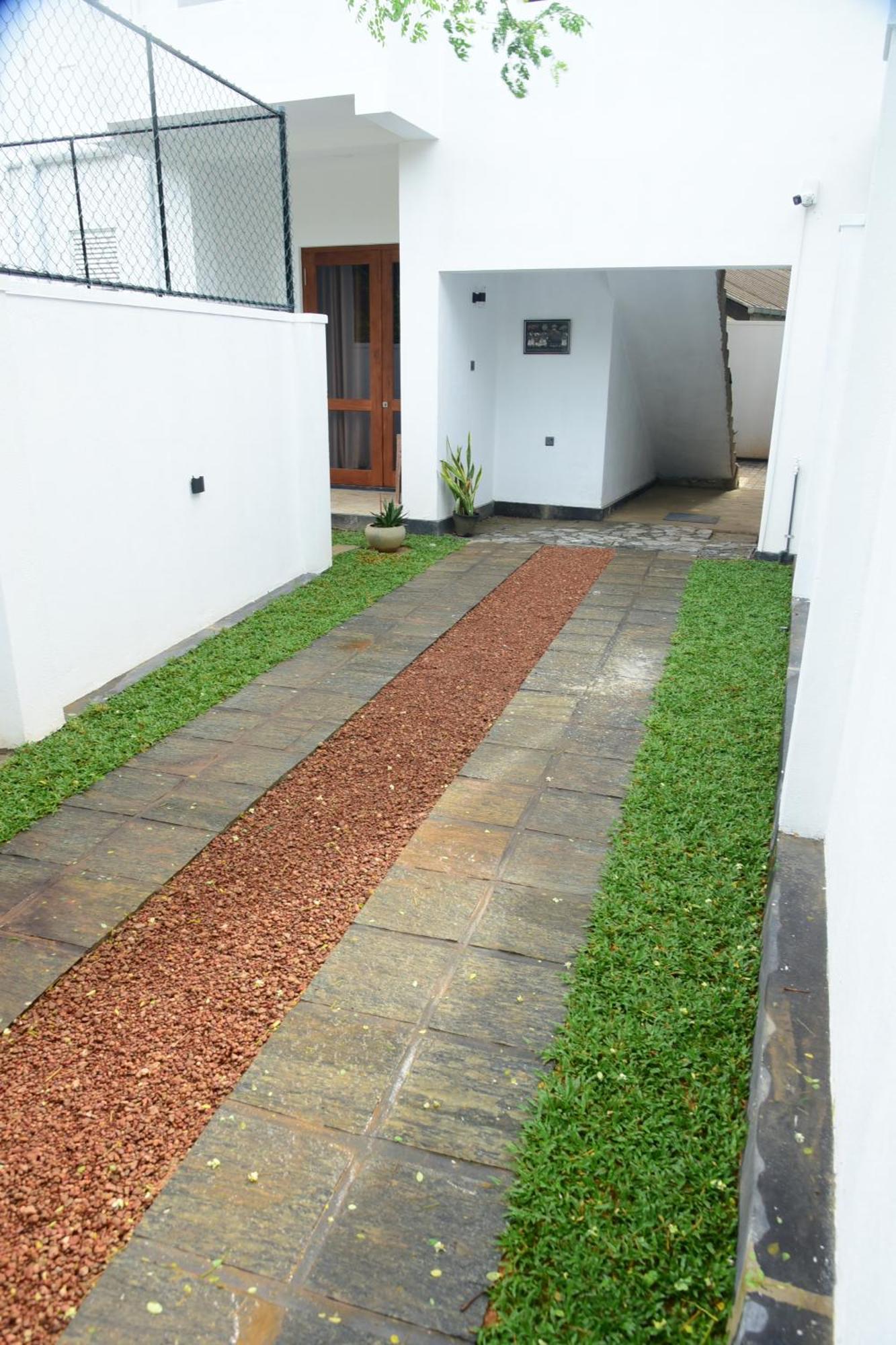 Hotel Ocean Ripples Hikkaduwa Exterior foto